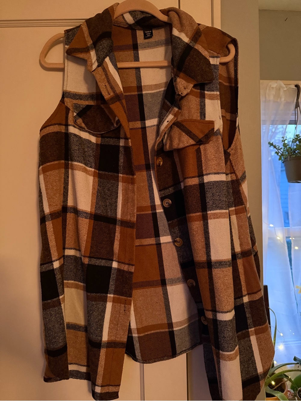 SHEIN Brown & Cream Plaid Sleeveless Shacket